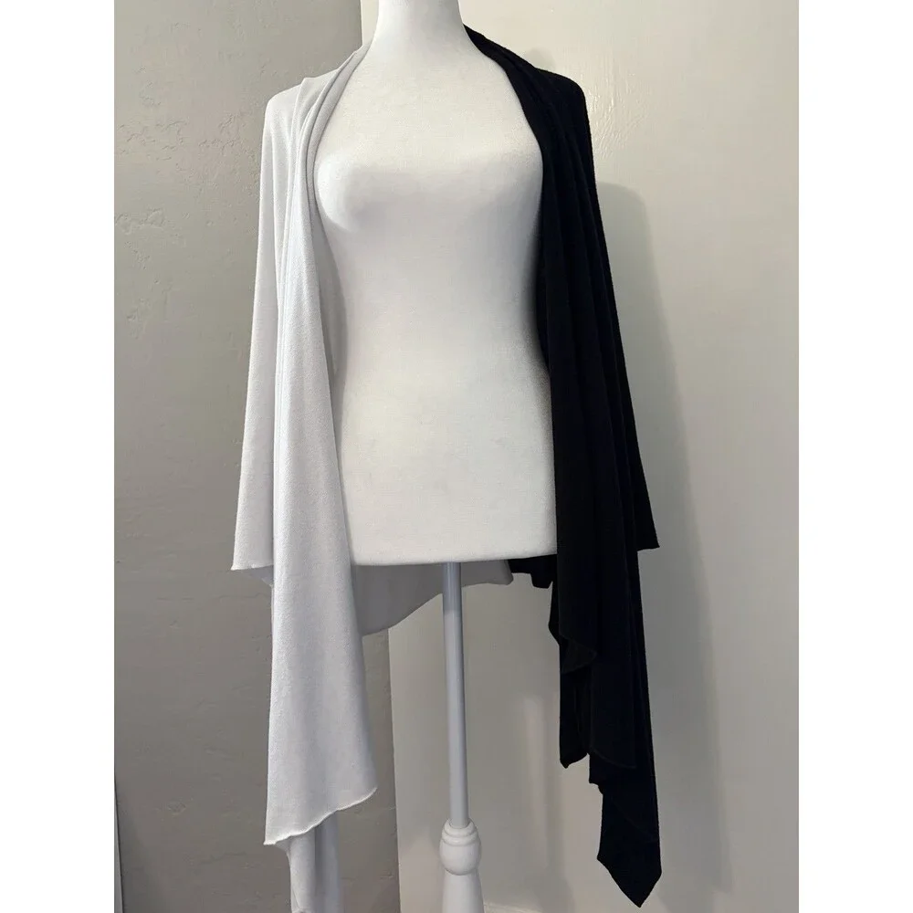 Black White Colorblock Poncho Cape Shawl Wrap Viscose Blend Travel Airplane OS
